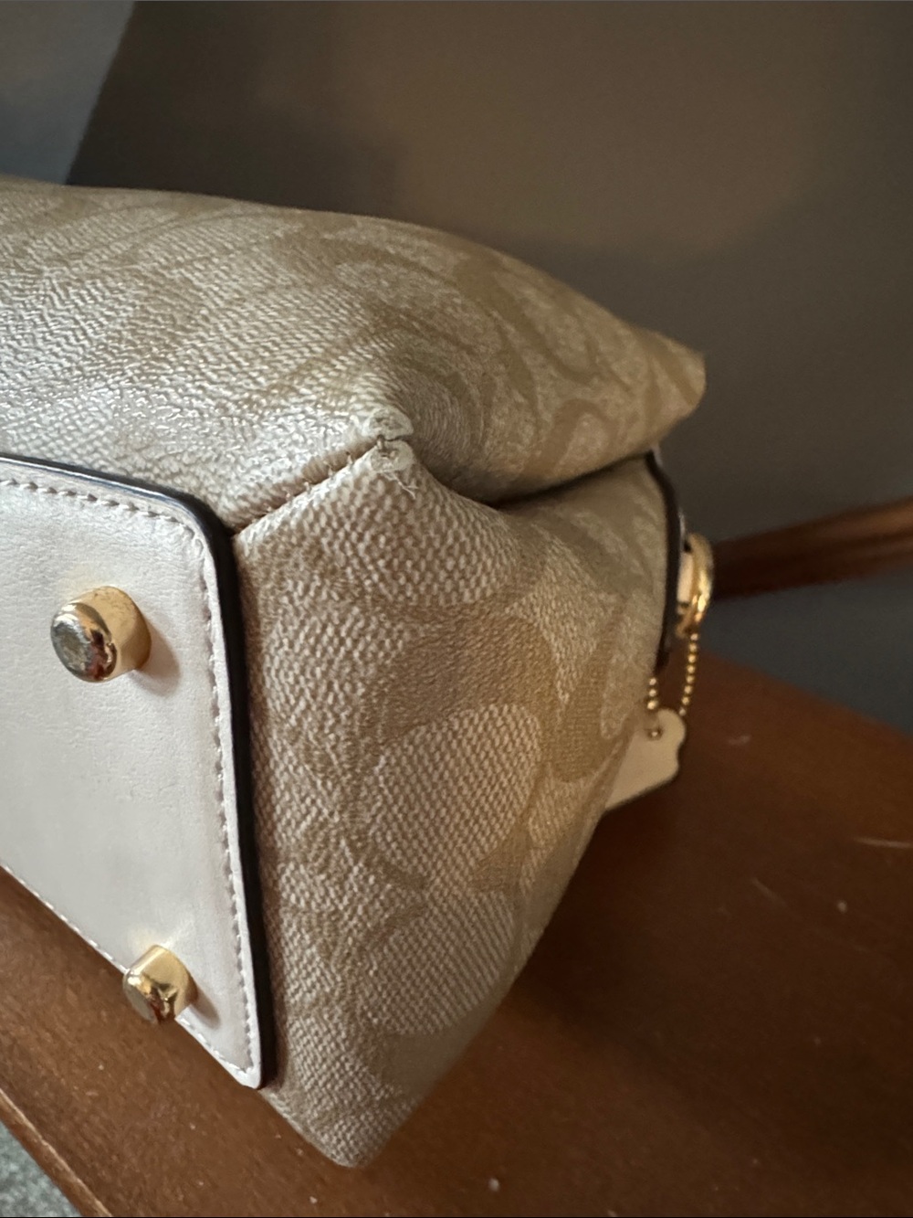 ❤️Coach Mini Lillie Carryall In Signature Canvas ❤️ - Picture 6 of 17